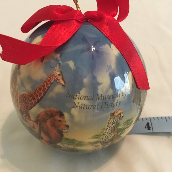 Smithsonian National Museum of Natural History Ornament – Safari Wildlife Scene - Picture 9 of 13
